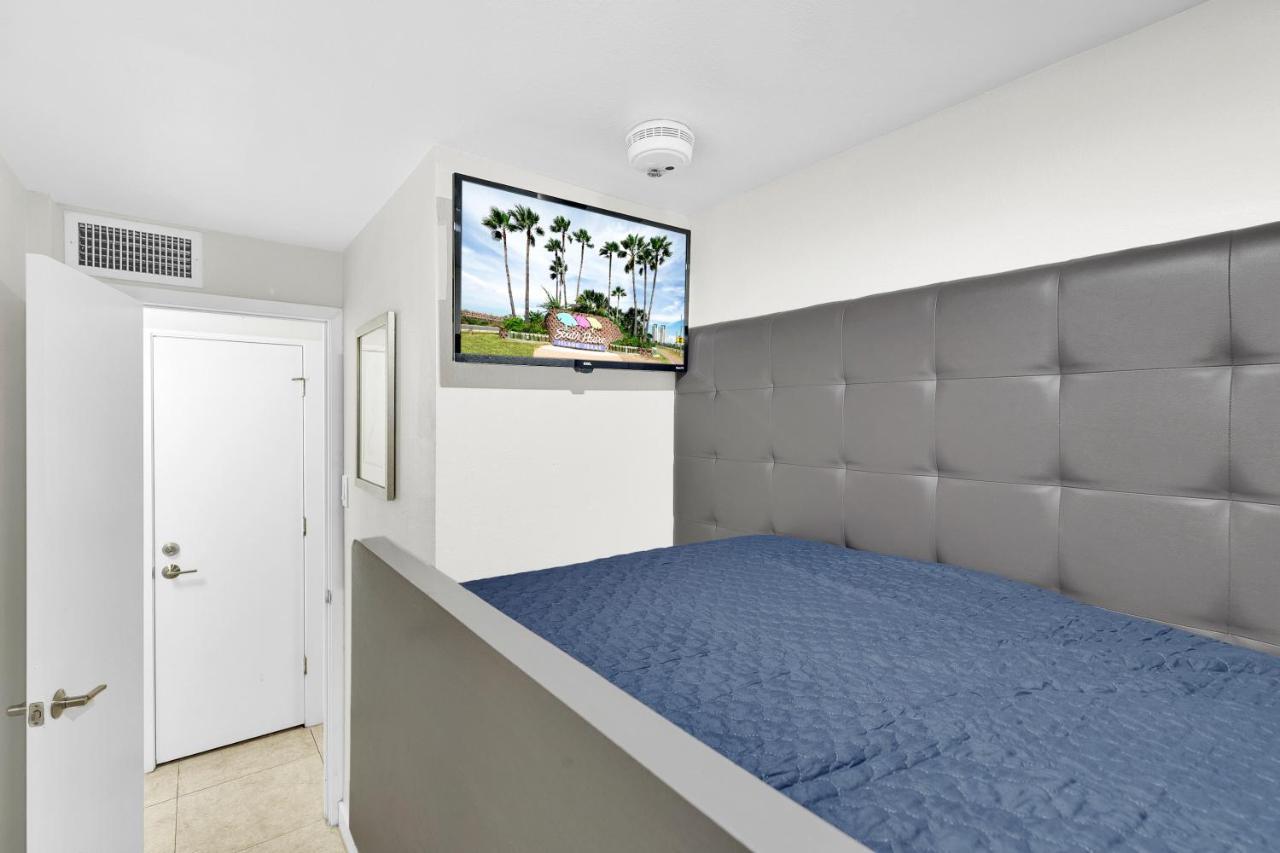 Ground Floor And Private Terrace Villa South Padre Island Exterior photo